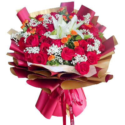 遵义33朵红玫瑰百合，爱如同花般绽放